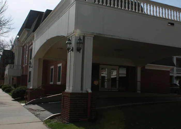 Mansion View & 2* Springfield